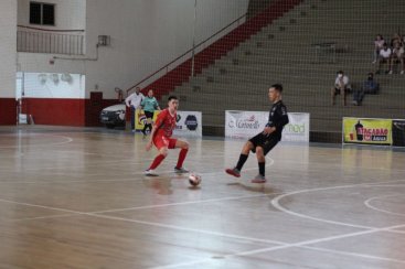 Futsal de CriciÃºma entra em quadra para definir finalista do Campeonato Estadual Sub-20