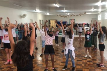 Projeto Viva VerÃ£o Forquilhinha promove aulas de danÃ§as durante as fÃ©rias