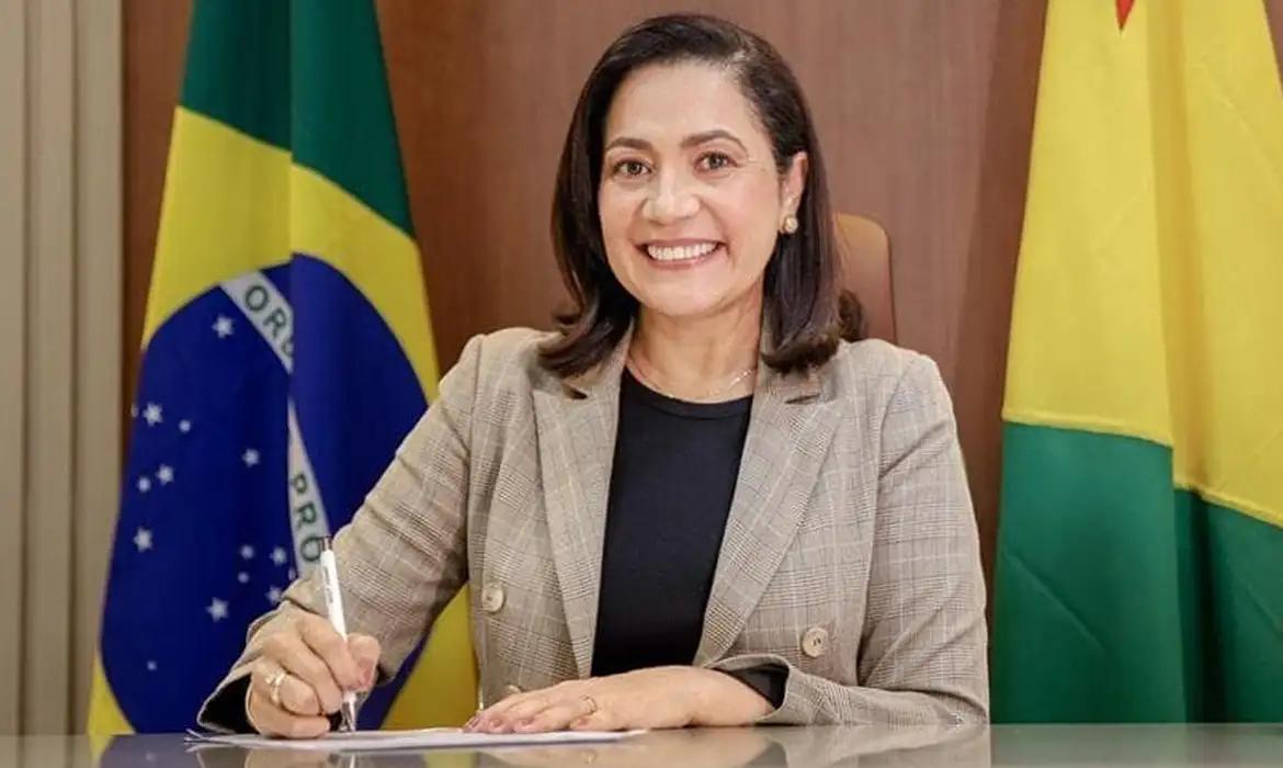Brasil: Mailza Assis é reeleita governadora do Acre