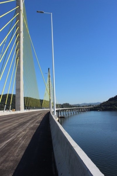 A 2% da conclusão, ponte de Laguna será liberada em Julho