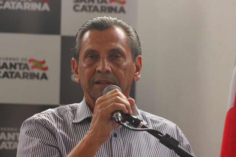 Presidente da Alesc, Julio Garcia emite nota sobre afastamento de Moisés