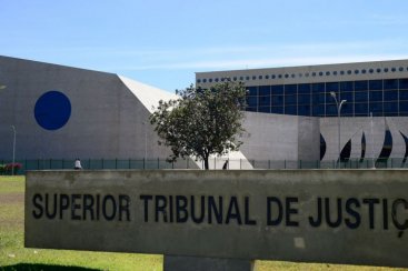 STJ nega retorno de dois brasileiros ao paÃ­s sem teste de Covid-19