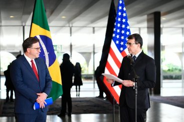 Embaixador dos EUA Todd Chapman se despede do Brasil