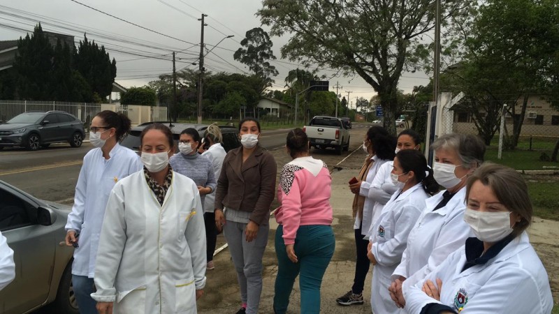 Após protesto, Prefeitura de Forquilhinha rediscute transferências de profissionais da saúde