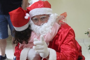Mais de 800 crianÃ§as sÃ£o contempladas na 5Âª ediÃ§Ã£o do Natal Mais Luz 