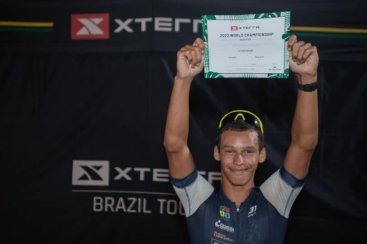 Triatleta de Cocal do Sul busca apoio para disputar mundial no HavaÃ­