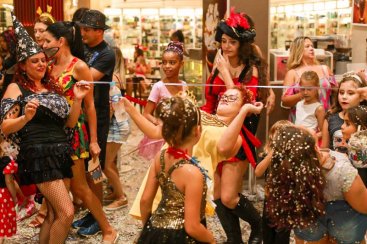CriciÃºma Shopping realiza 9Âº Bailinho de Carnaval nesta terÃ§a-feira