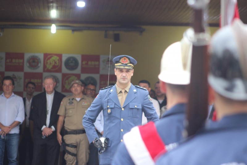 Major Henrique assume comando do 4º Batalhão de Bombeiros Militar