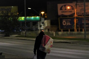 Com a chegada do frio, CriciÃºma intensifica acolhimento a moradores em situaÃ§Ã£o de rua 