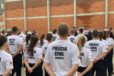 PolÃ­cia Civil comeÃ§a curso de FormaÃ§Ã£o Inicial para 160 novos agentes e escrivÃ£es em SC