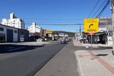 Obras no binário causam mudanças no trânsito no bairro São Luiz