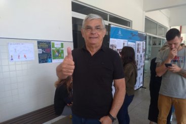 'É a democracia plena sendo exercida', destaca ex-governador Eduardo Pinho Moreira