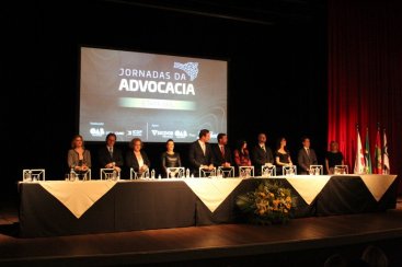 Jornadas da Advocacia – Etapa Sul: primeira noite reúne mais de 700 participantes