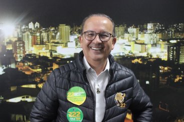 Jorginho Mello é eleito governador de Santa Catarina