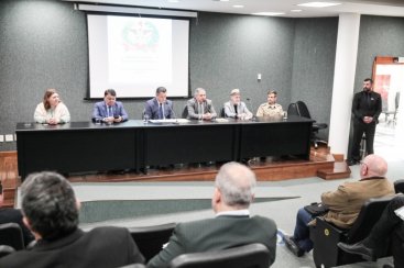 Audiência pública debate sobre possível mudança no hino de Santa Catarina