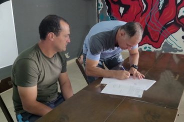 Contrato assinado: primeiro núcleo do Grêmio em Santa Catarina será instalado em Tubarão