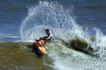 Associação de Surf do Balneário Rincão lança calendário de competições