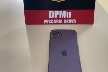Polícia Civil recupera celular roubado em Pescaria Brava