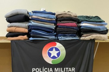 Criciúma: Polícia Militar apreende 54 peças de roupas furtadas no bairro Paraíso