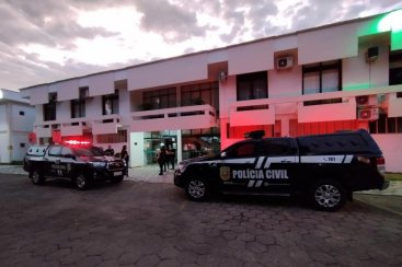 Prefeito de Urussanga, dois vereadores e servidor comissionado são presos em operação policial