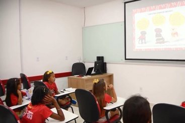 Corpo de Bombeiros Militar de Santa Catarina lança clipe de programa educativo em escolas