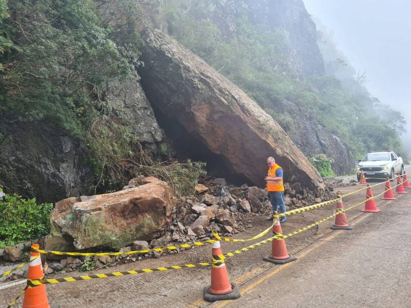 Vistoria na Serra do Rio do Rastro aponta risco de novos deslizamentos — foto 2