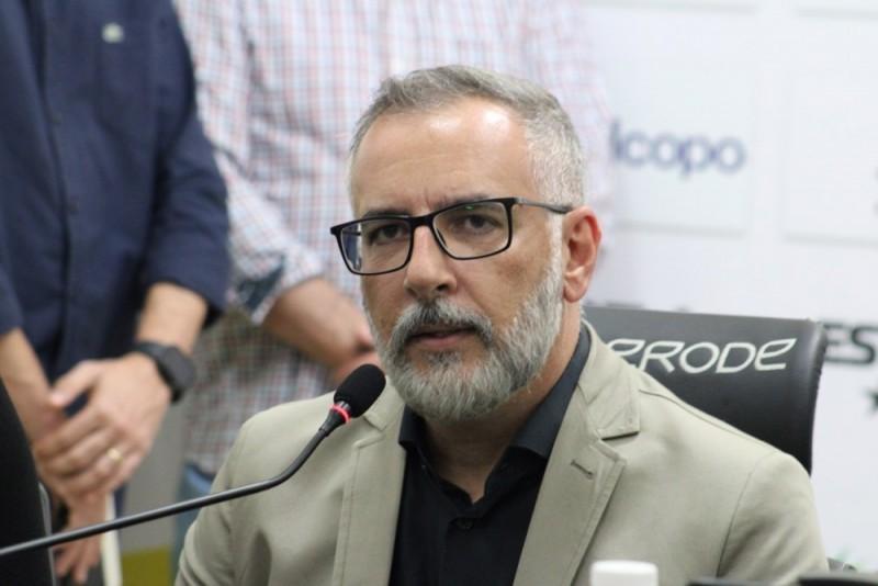 Tigre quer mais dois jogadores até o final da semana